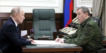 putin-rus-ordusunun-karargahini-ziyaret-etti