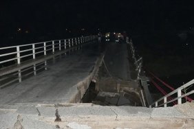 balikesirde-sel-felaketi-zeytinli-cayi-tasti-kopru-coktu