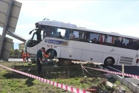 denizlide-meydana-gelen-trafik-kazasinda-hayatini-kaybedenelrin-sayisi-3e-yukseldi