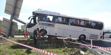 denizlide-meydana-gelen-trafik-kazasinda-hayatini-kaybedenelrin-sayisi-3e-yukseldi