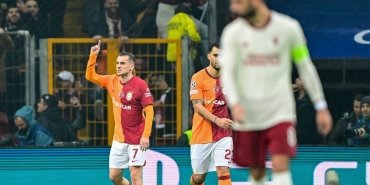 galatasaray-ve-manchester-united-3-3-berabere-kaldi