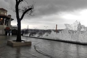 istanbulda-siddetli-saganak-ve-firtina-1-kisi-hayatini-kaybetti