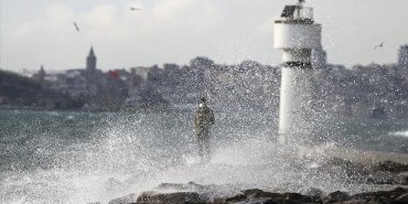 marmara-bolgesi-icin-kuvvetli-ruzgar-ve-firtina-uyarisi