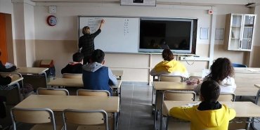 milli-egitim-bakani-tum-siniflari-kapsayacak-sekilde-bir-mufredat-degisikligi-icin-calisiyoruz