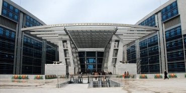 sosyal-medya-fenomenlerine-yurt-disi-cikis-yasagi-karari