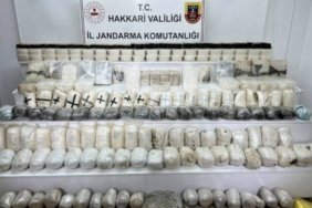 uyusturucu-operasyonunda-13-supheli-yakalandi-2-ton-uyusturucu-ele-gecirildi
