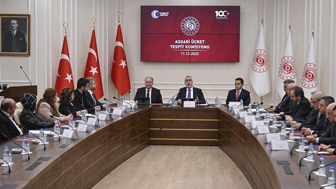 2024-yili-icin-net-asgari-ucret-aciklandi-17-bin-2-lira
