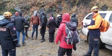 bagbasi-mahallesinde-kaybolan-gencler-10-saat-sonra-kurtarildi