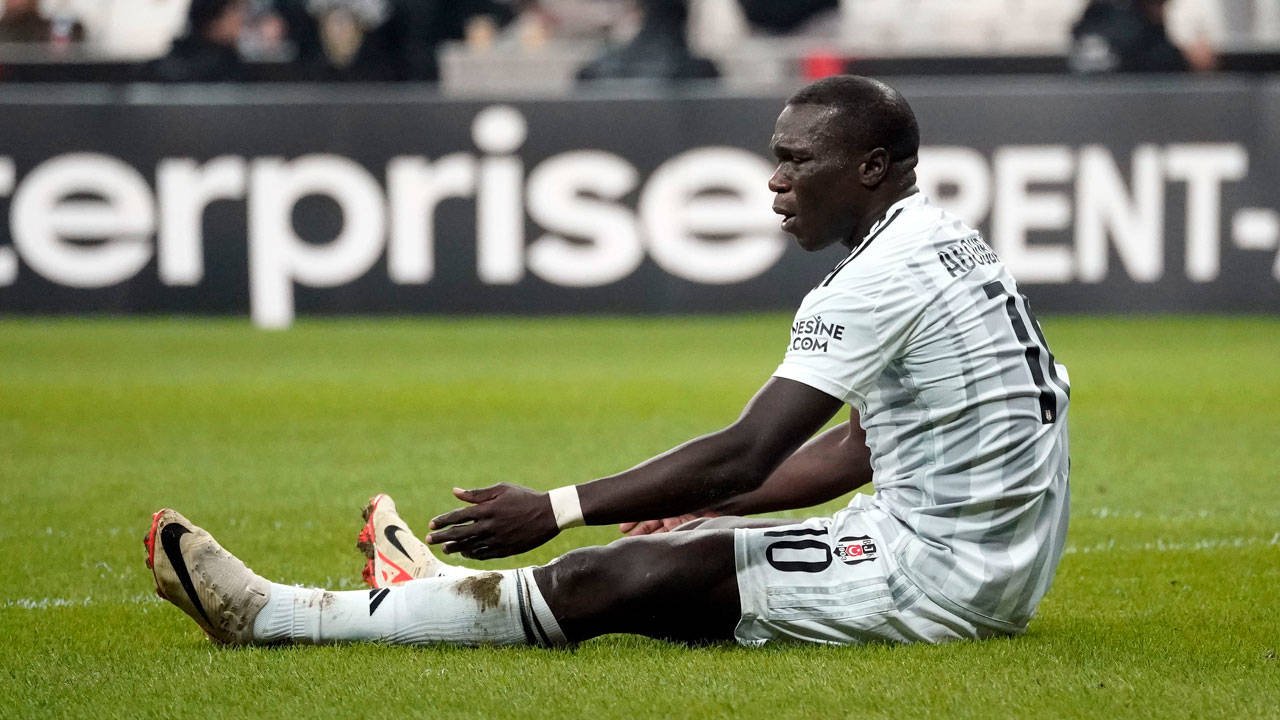 besiktas-5-futbolcusunu-kadro-disi-birakti