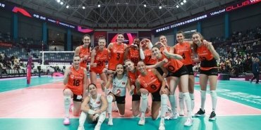 eczacibasi-dynavit-2023-fivb-kulupler-dunya-sampiyonasinda-finale-yukseldi