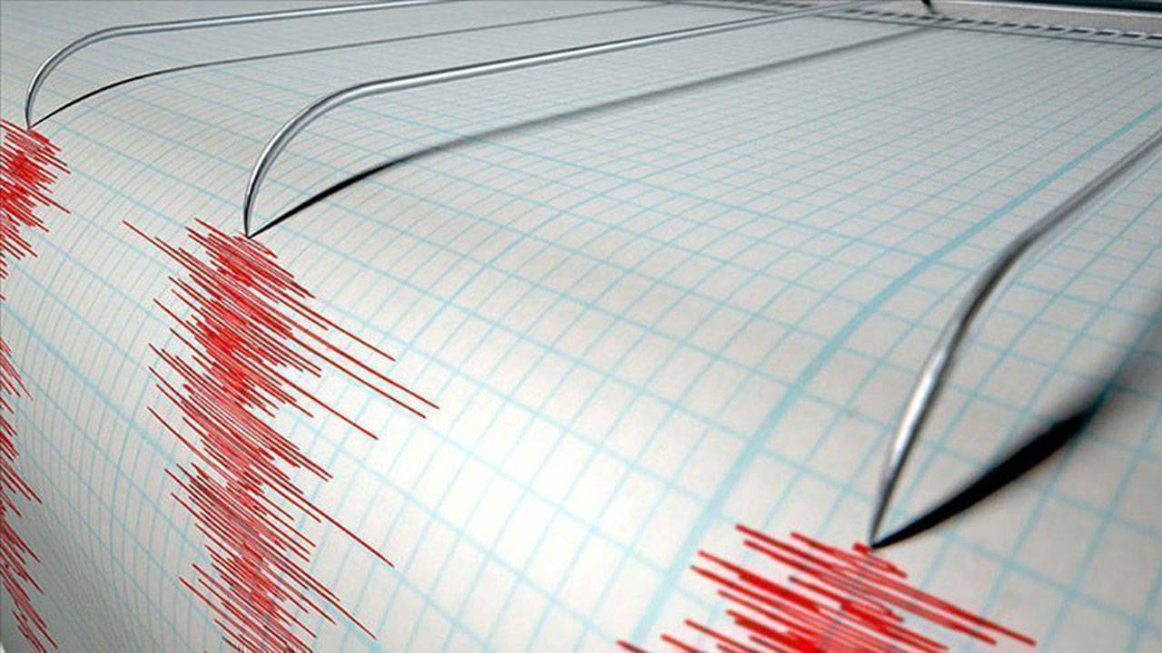 marmariste-4-buyuklugunde-deprem-meydana-geldi