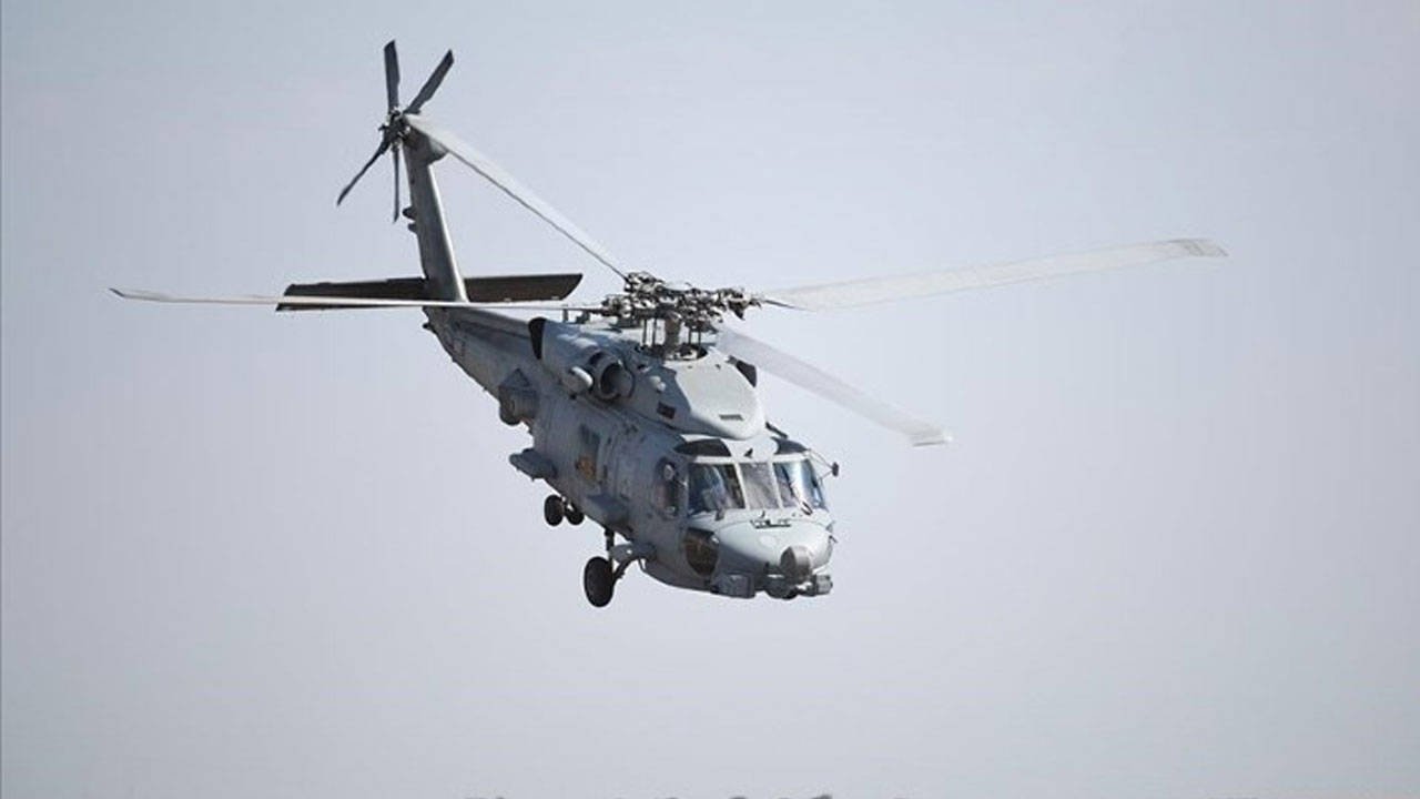 abdde-askeri-helikopter-dustu