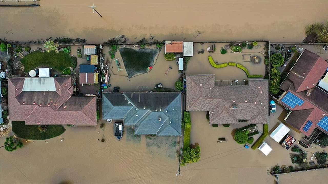 ABD'nin California Eyaletinde Sel Alarmı