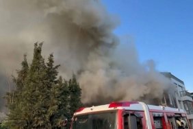 Beyoğlu'ndaki Tarihi Ahşap Binada Yangın