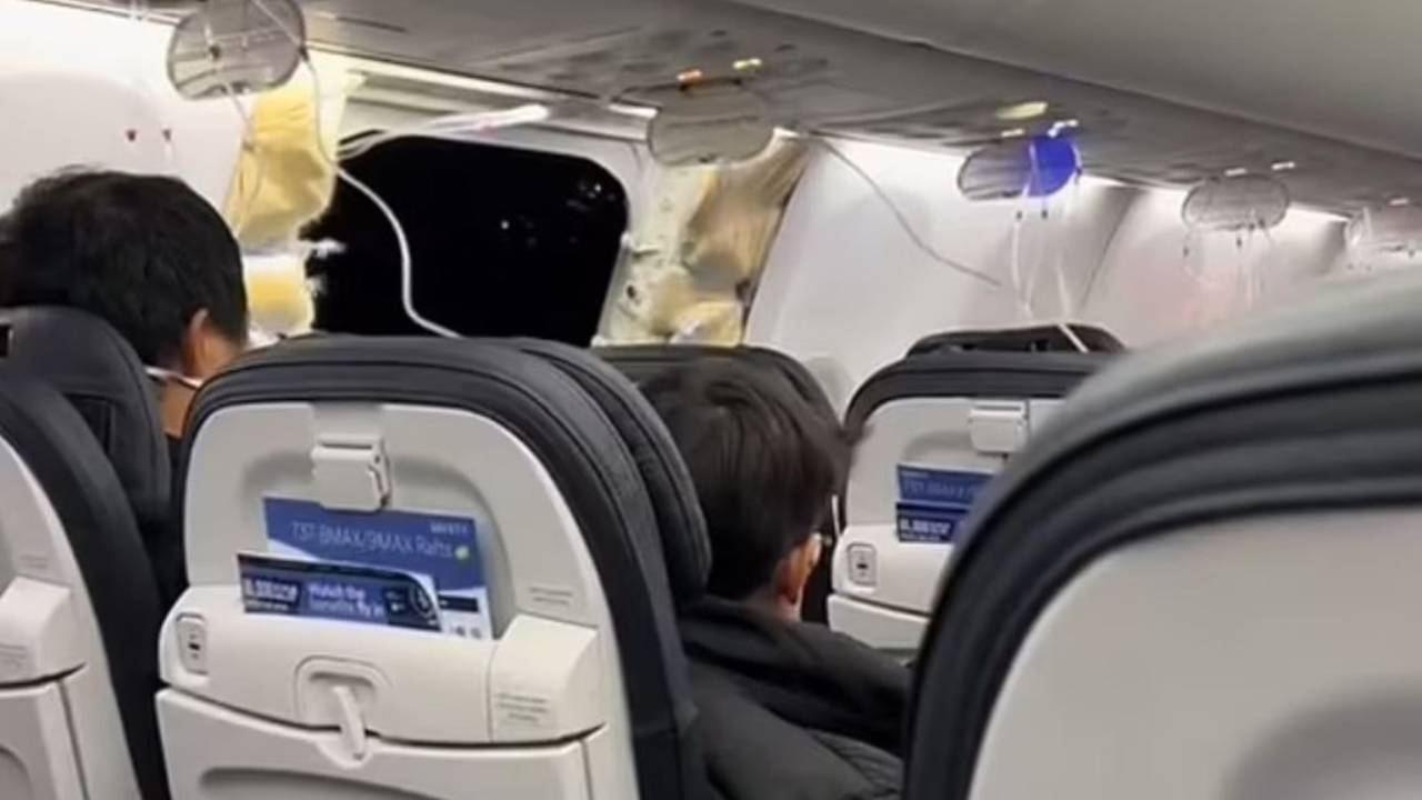 boeing-737-max-ucagindaki-kapi-sorununa-iliskin-yeni-bulgular