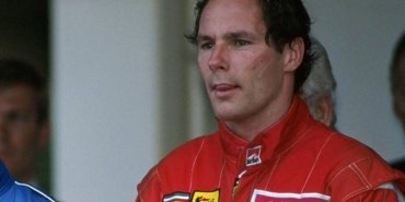 eski-f1-pilotunun-1995te-calinan-arabasi-bulundu