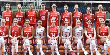 a-milli-kadin-voleybol-takimi-hazirliklarina-devam-ediyor-Uec11kQ6.jpg