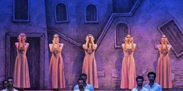 ankara-devlet-opera-ve-balesinden-zorba-basyapiti-wieIP36K.jpg