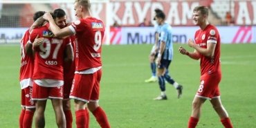 antalyaspor-adana-demirspor-maci-ozeti-ve-skor-2-1-flk8SOES.jpg