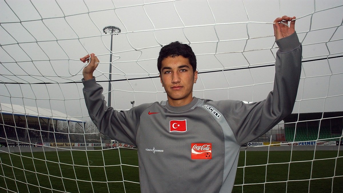 Avrupa Kupası Finalinde Türk Futbolcular