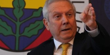 aziz-yildirimin-fenerbahce-baskanligina-adayligi-ve-mourinho-ile-gorusmesi-9rJazBFv.jpg