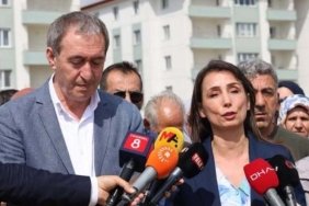 dem-parti-es-genel-baskanlari-ziyareti-YO596DyK.jpg