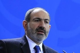 ermenistanda-baspiskoposun-pasinyan-karsiti-mitingi-9KvM6DO3.jpg
