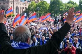 ermenistanda-din-ve-devlet-iliskisi-gerilimi-g7JEw1Yq.jpg