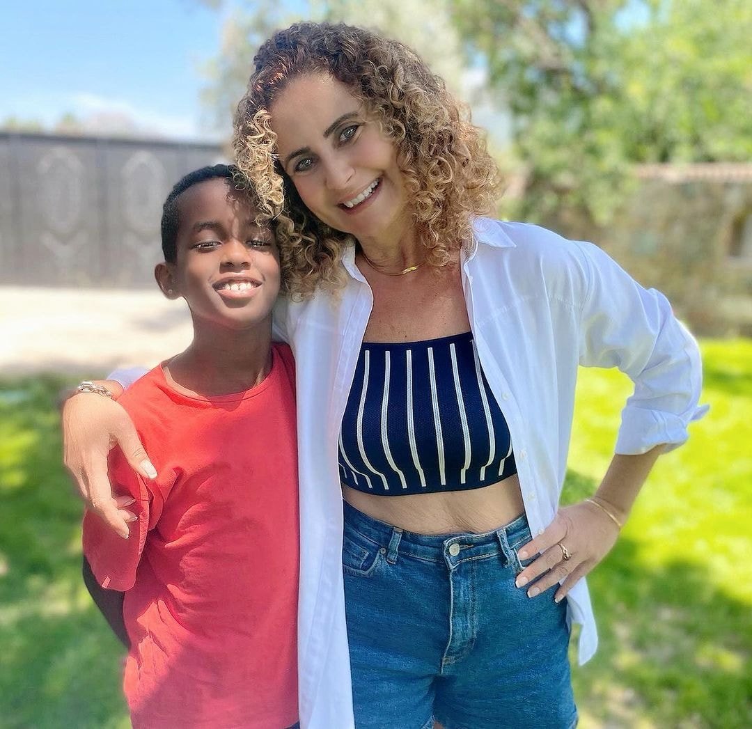 Esra Akkaya ve Oğlu Can Alex