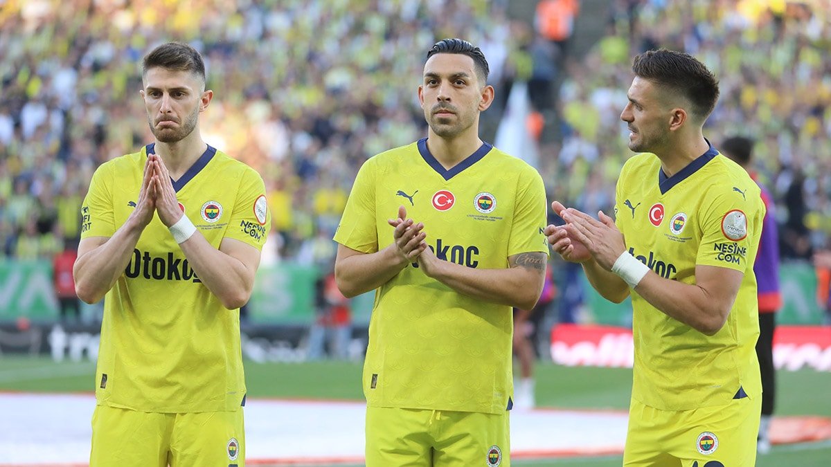 Fenerbahçe'de Sezonun Yıldızı: Dusan Tadic ve En Çok Süre Alan Oyuncu Ferdi Kadıoğlu