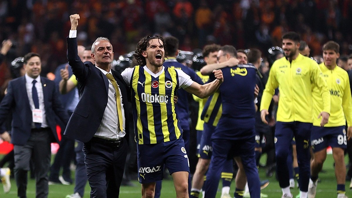 Fenerbahçe'de Sezonun Yıldızı: Dusan Tadic ve En Çok Süre Alan Oyuncu Ferdi Kadıoğlu