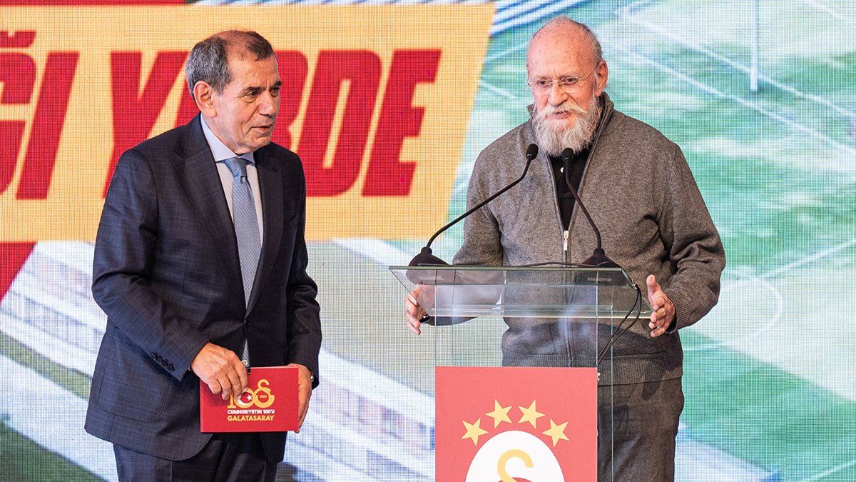 Galatasaray Kulübü, UEFA Kupası Zaferini Kutladı