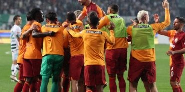 galatasarayin-super-lig-sampiyonlugunda-kirdigi-rekorlar-r23mGhkJ.jpg
