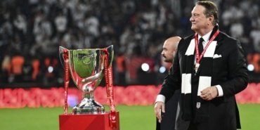 hasan-arat-besiktasli-cocuklar-okullarina-mutlu-gidecek-2EG4LGUz.jpg