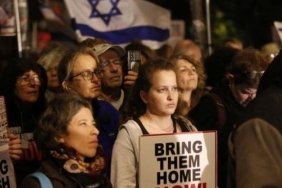 israilde-hukumet-karsiti-gostericilerin-istifasini-ve-esirlerin-geri-getirilmesini-talep-etmesi-zQnE8BHA.jpg