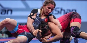 istanbul-basaksehir-spor-salonunda-heyecan-dolu-gures-musabakalari-qeWYdJiE.jpg