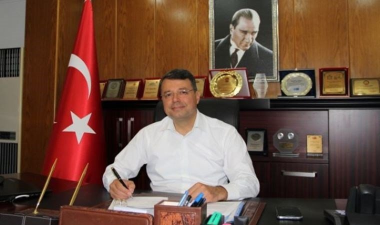 Mersin'de Bayrak Tartışması