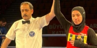 milli-boksor-rabia-topuz-hastaneye-kaldirildi-1DaAQUKJ.jpg