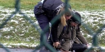 munih-havalimaninda-iklim-aktivistlerinin-eylemi-DyZ4rKU6.jpg