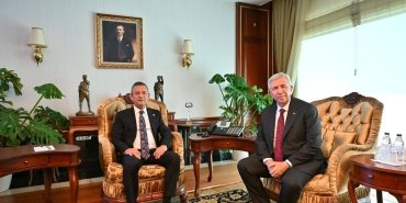 ozgur-ozel-den-mansur-yavas-a-ziyaret