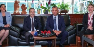 ozgur-ozelin-eskisehir-ziyareti-CBRL9Lxt.jpg