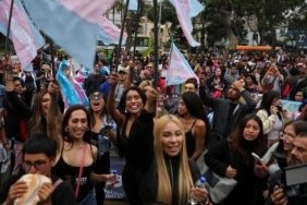peruda-trans-bireylerin-saglik-hizmetleri-protesto-edildi-TaeEmRkZ.jpg