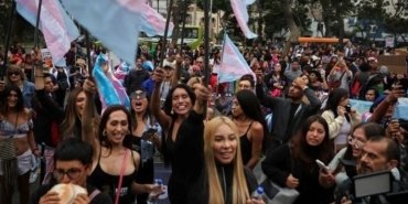 peruda-trans-bireylerin-saglik-hizmetleri-protesto-edildi-TaeEmRkZ.jpg