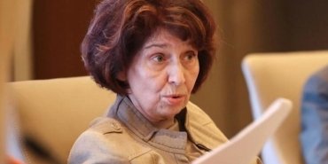 siljanovska-davkova-onculugunde-cumhurbaskanligi-seciminde-one-gecenler-fWhb8HH5.jpg