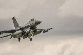 singapur-hava-kuvvetlerine-ait-f-16-dustu