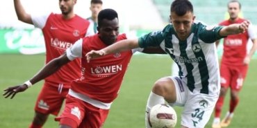 trendyol-1-lig-34-hafta-maci-umraniyespor-vs-bitexen-giresunspor-n2jrd5Ah.jpg