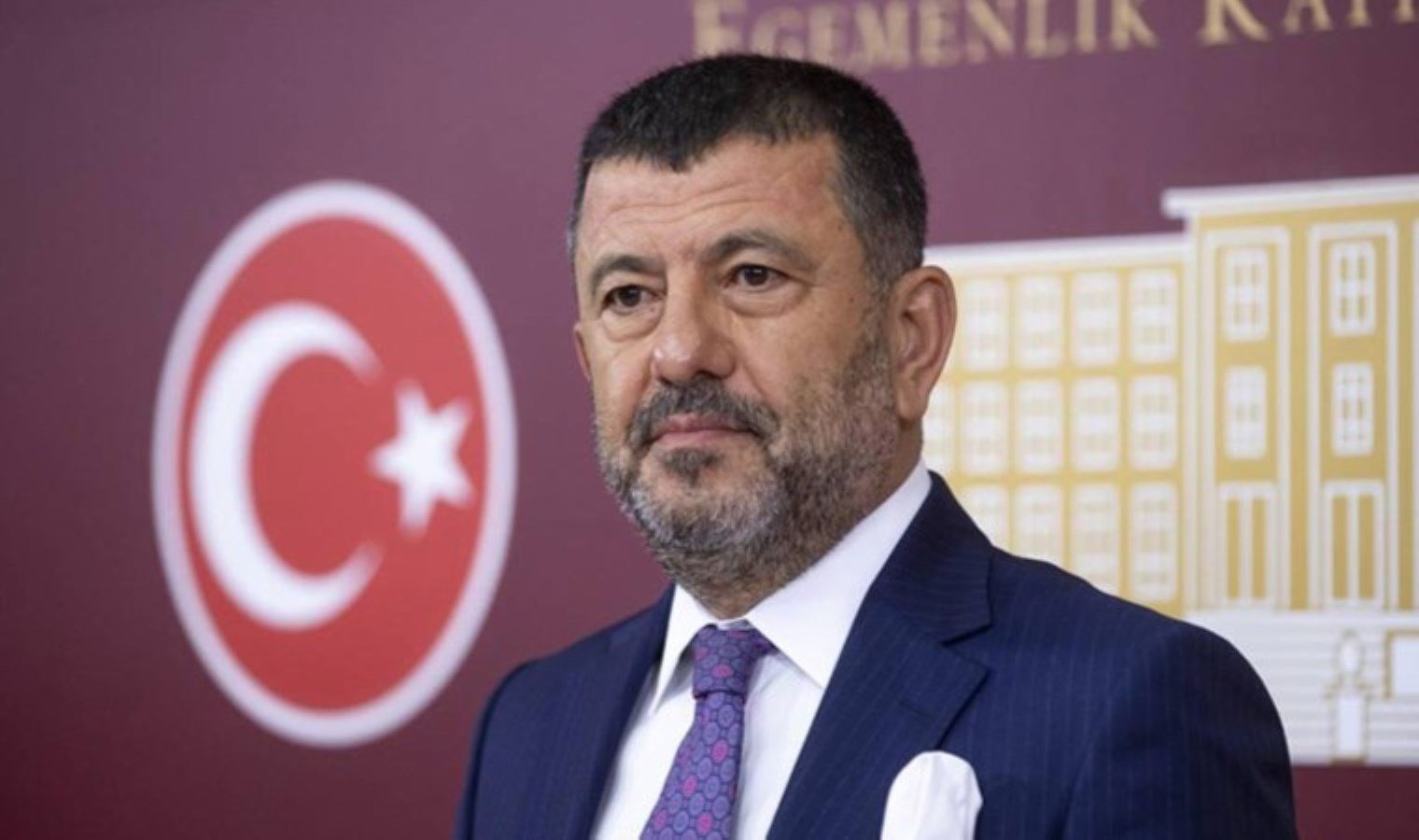 veli-agbabadan-kamuda-tasarruf-elestirisi-DIFTaFpZ.jpg