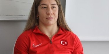yasemin-adar-altin-madalya-icin-paris-2024e-hazirlaniyor-afchLPVM.jpg