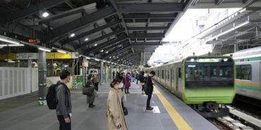 yilan-panigi-tokyoda-tren-yolculugu-mgxZMwA5.jpg