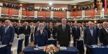 akp-kampinda-degisim-gundemi-JRjfcc4u.jpg